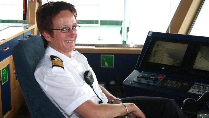 Bilde av kaptein på fartøy.